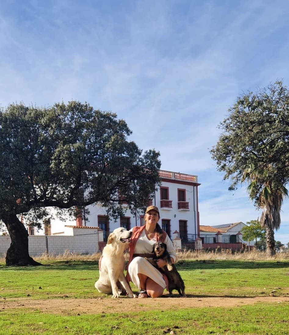 Teresa en su finca de Guareña